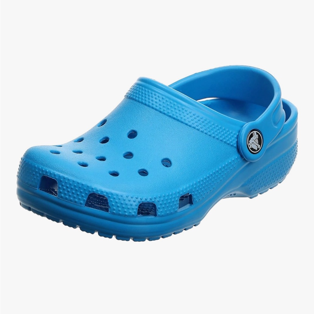 Crocs Kids’ Classic Clog in Ocean, Big Kid size 4